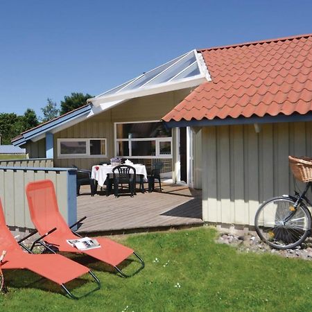 Kranich Ferienhaeuser Mit Innenpool 호헨도르프 외부 사진
